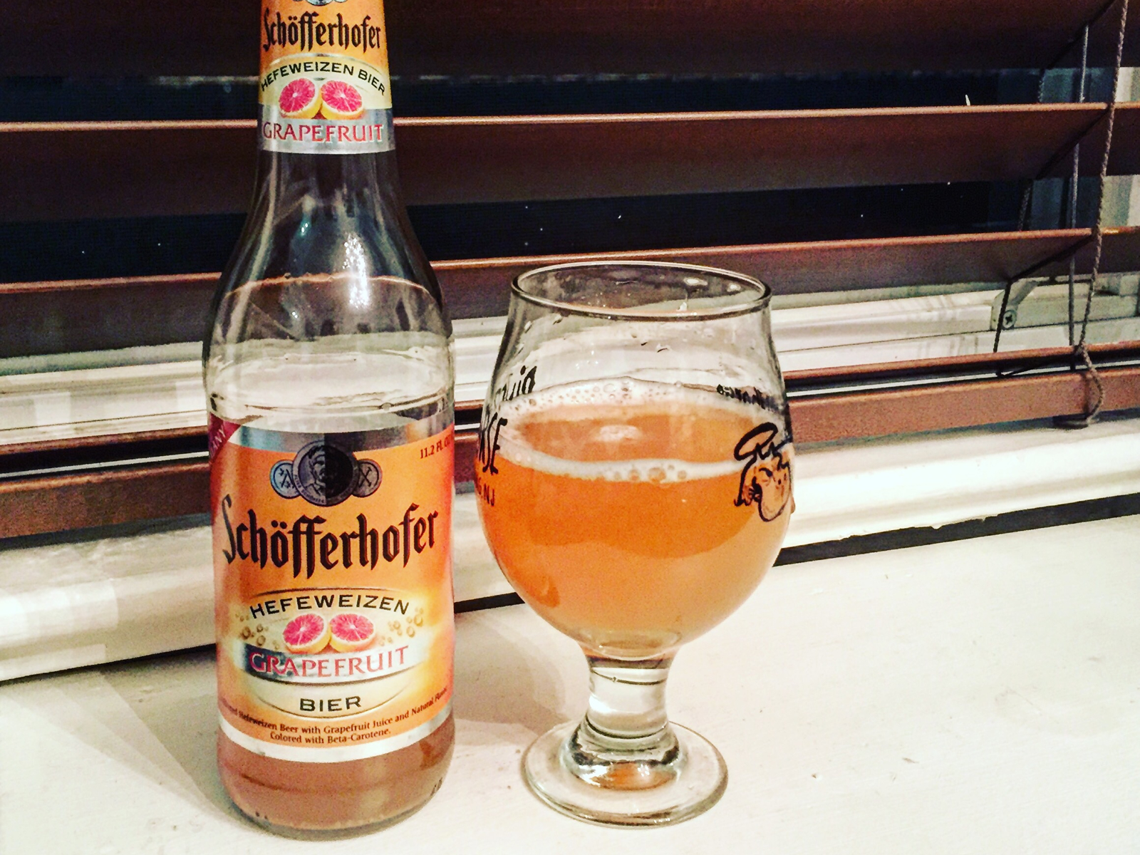 Binding Brauerei Schöfferhofer Grapefruit Hefeweizen Beers on