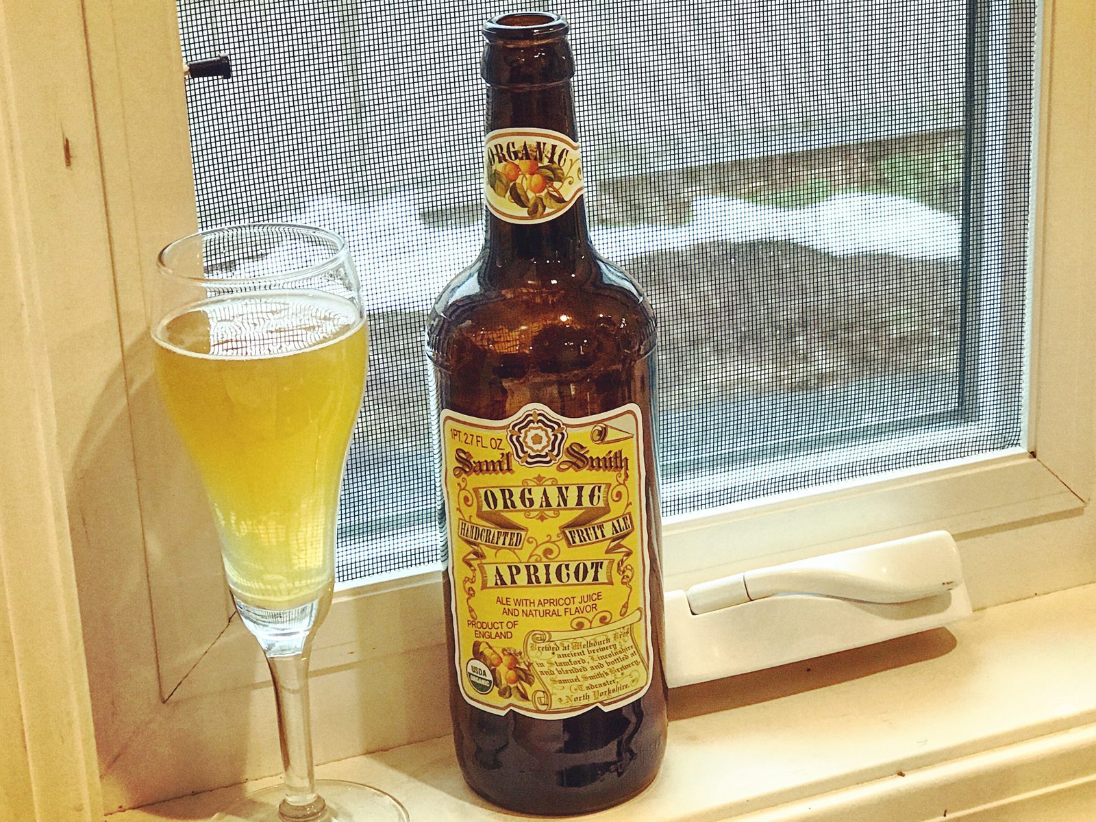 Samuel Smith's Old Brewery: Organic Apricot Ale